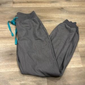 Graphite figs Zamora scrub pants xs